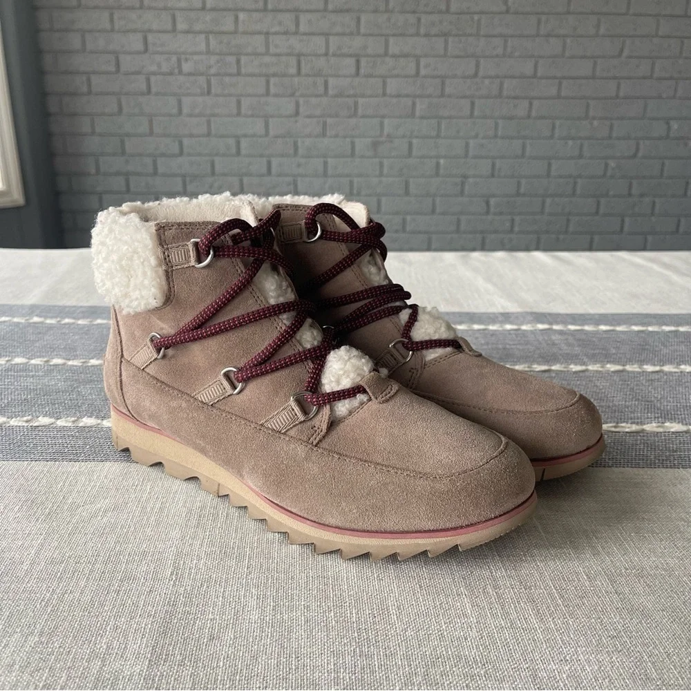 Sorel Harlow Lace Cozy Boots Shearling Size 8.5